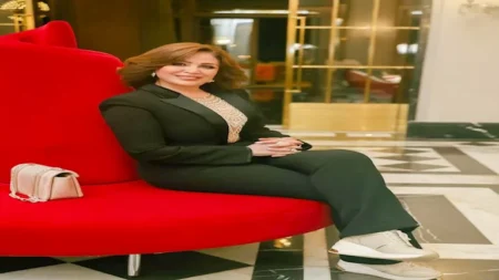 إلهام شاهين بلوك مميز.. كيف نسقت إطلالتها؟