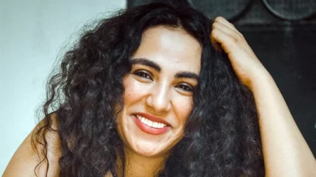 زينب غريب تنفي اعتزالها الفن: "لسه عندي كتير أقدمه"