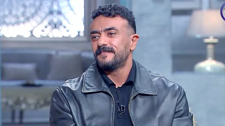 أحمد العوضي لجمهوره: "ممنوع تقلدني في حاجة وحشة دي مسؤوليتي" أحمد العوضي لجمهوره: "ممنوع تقلدني في حاجة وحشة دي مسؤوليتي"