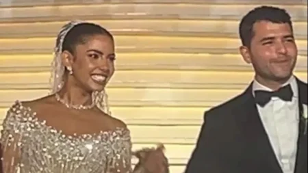 عمرو دياب وتووليت يغنيان بحفل زفاف ابنة المنتج محمد السعدي- صور عمرو دياب وتووليت يغنيان بحفل زفاف ابنة المنتج محمد السعدي- صور