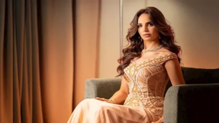 بإطلالة ذهبية.. أحدث ظهور لـ آمال ماهر على انستجرام