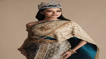 فستان جذاب.. أوبال سوشاتا تخطف الأنظار بإطلالتها