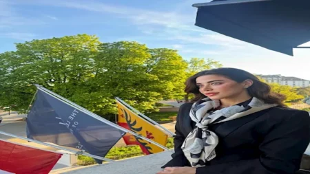 يارا السكري بلوك مميز.. كيف نسقت إطلالتها؟