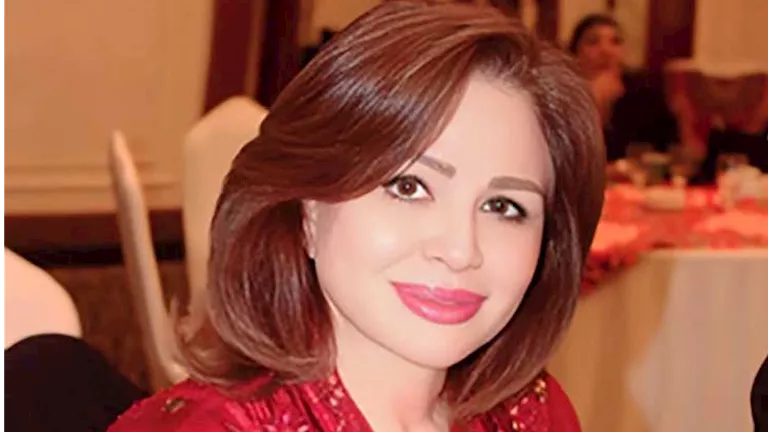 "لوك كاجوال جذاب".. إلهام شاهين الأنظار بإطلالتها "لوك كاجوال جذاب".. إلهام شاهين الأنظار بإطلالتها