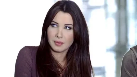بإطلالة ملكية.. هكذا نسقت نانسي عجرم إطلالتها