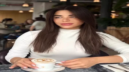 لوك ساحر.. كيف نسقت يارا السكري إطلالتها الأخيرة؟