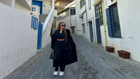 سارة سلامة تستمتع بغروب الشمس في أحدث ظهور على السوشيال ميديا سارة سلامة تستمتع بغروب الشمس في أحدث ظهور على السوشيال ميديا