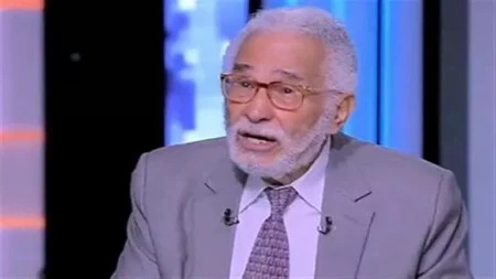 شائعات طاردت عبدالرحمن أبو زهرة.. "من الزهايمر إلى أورام الرئة"