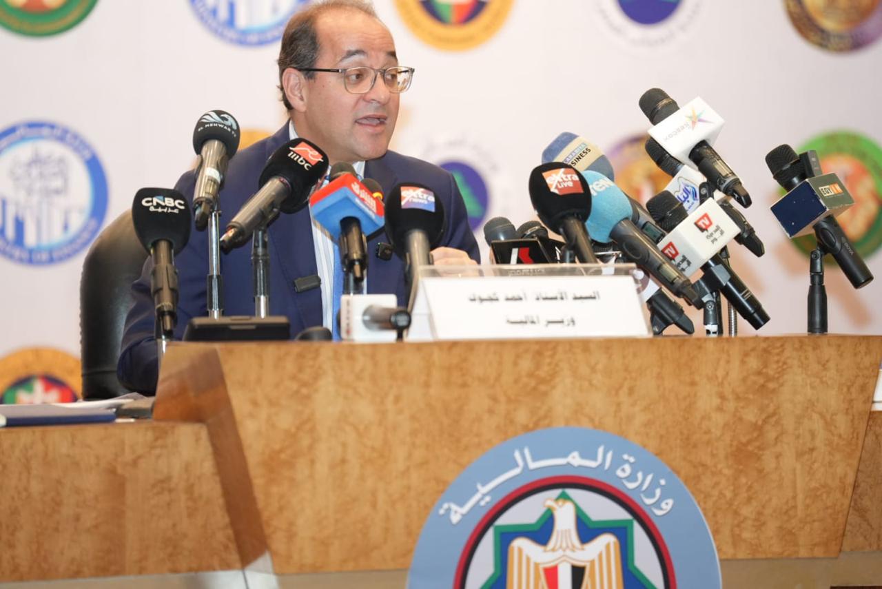 زيادة حجم ونسبة الاحتياطيات بالموازنة الجديدة للتعامل مع المخاطر الحالية والمحتملة