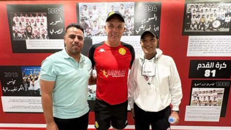 جولة لمارك فيش داخل نادي الزمالك