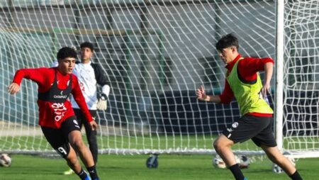 منتخب الناشئين يخوض تدريب لرفع الكفاءة الفنية للاعبين
