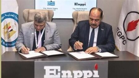 “خدمات البترول البحرية” تنفذ التركيبات البحرية لحقل غاز هارماتان بالبحر المتوسط "خدمات البترول البحرية" تنفذ التركيبات البحرية لحقل غاز هارماتان بالبحر المتوسط