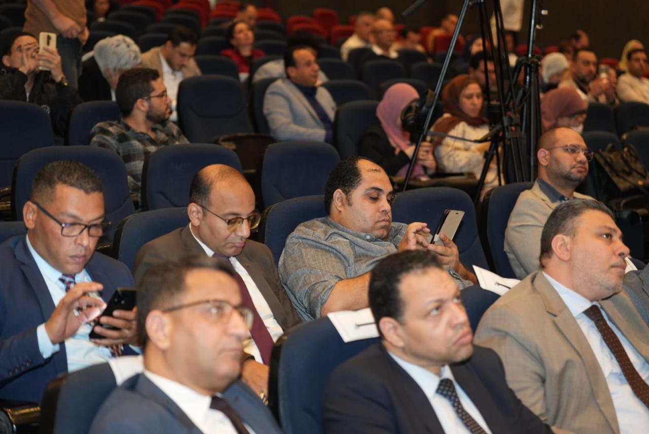 التكلفة الإجمالية للزيادة الأخيرة بالأجور تتجاوز 100 مليار جنيه