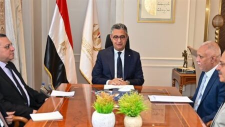 التموين تستهدف دمج 38 ألف منفذ تمويني ضمن "كاري أون" لتحديث منظومة التوزيع
