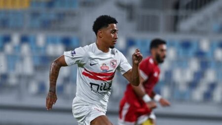 معتمد جمال يطمئن على الحالة الطبية لخوان بيزيرا على هامش مران الزمالك