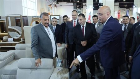 جهاز تنمية المشروعات يطلق الدورة الثلاثين لمعرض صنع في دمياط للأثاث