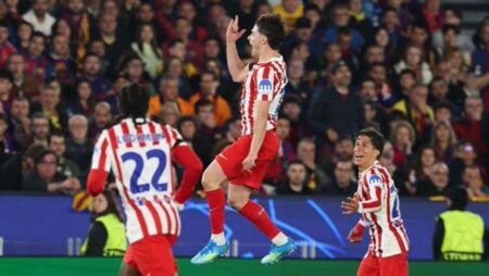 أتتلتيكو مدريد يلدغ برشلونة وينتصر في معقل "كامب نو"
