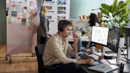 "اتش بي" تطلق "HP IQ" لتعزيز التكامل بين الأجهزة وبيئات العمل