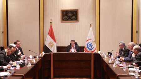 وزير الصحة يتابع تنفيذ «مستشفى النيل للأطفال» بمدينة النيل الطبية وزير الصحة يتابع تنفيذ «مستشفى النيل للأطفال» بمدينة النيل الطبية