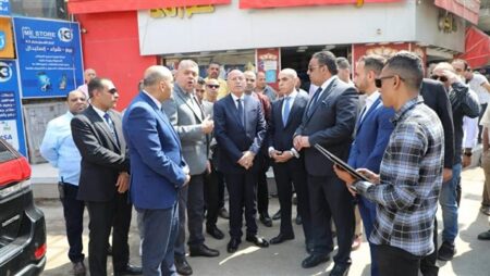 محافظ القاهرة يتفقد أعمال تطوير ميدان روض الفرج