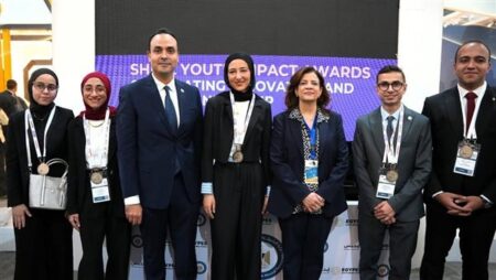 شل مصر ووزارة البترول والثروة المعدنية تؤكدان دعمهما لابتكارات وريادة الأعمال للشباب خلال حفل "تأثير الشباب" ضمن فعاليات معرض ومؤتمر إيجيبس 2026