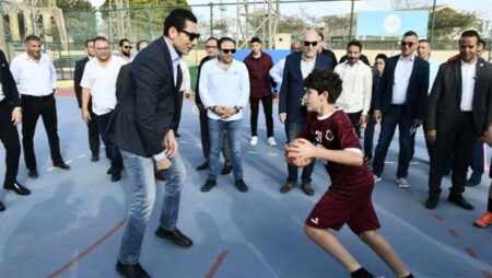 وزير الشباب ومحافظ الجيزة يتفقدان أعمال التطوير بنادي الصيد بأكتوبر وزير الشباب ومحافظ الجيزة يتفقدان أعمال التطوير بنادي الصيد بأكتوبر