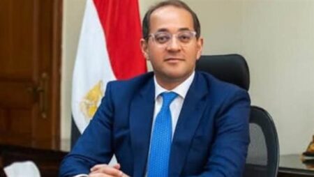 جمارك مطار القاهرة تضبط راكبًا بحوزته 3.5 كجم من مخدر القات