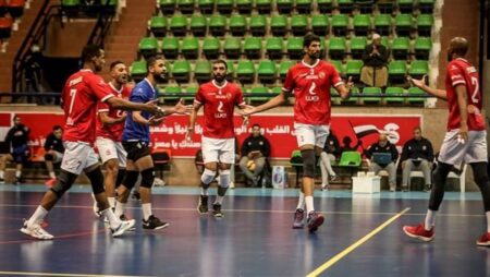 «رجال طائرة الأهلي» يستعدون لدور الـ16 في بطولة إفريقيا بدون راحة