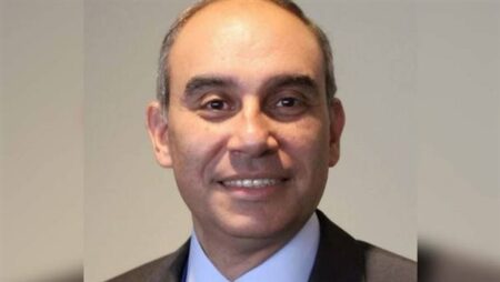 مسيرة دبلوماسية طويلة.. من هو السفير علاء يوسف رئيس هيئة الاستعلامات الجديد؟