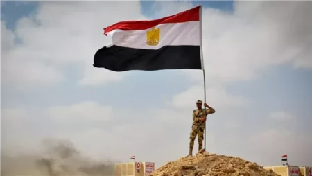 وزير الزراعة يهنئ الرئيس والقوات المسلحة بمناسبة الذكرى الـ ٤٤ لتحرير سيناء وزير الزراعة يهنئ الرئيس والقوات المسلحة بمناسبة الذكرى الـ ٤٤ لتحرير سيناء