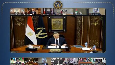 مصر في صدارة المشهد الأمني العربي.. وسام رفيع للسيسي ورسائل قوية من وزير الداخلية