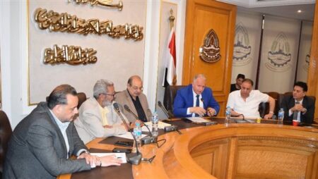 تحرك رسمي بغرفة القاهرة لتطوير قطاع النقل الدولي واللوجستيات.. تعرف على التفاصيل