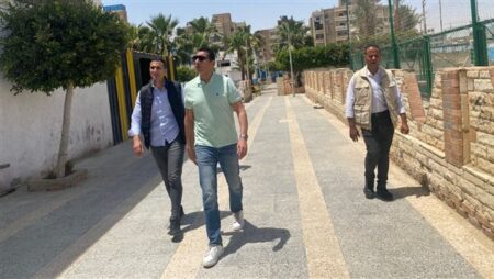 وزير والرياضة يفاجئ مراكز شباب السويس بجولة ميدانية لمتابعة سير العمل وزير والرياضة يفاجئ مراكز شباب السويس بجولة ميدانية لمتابعة سير العمل