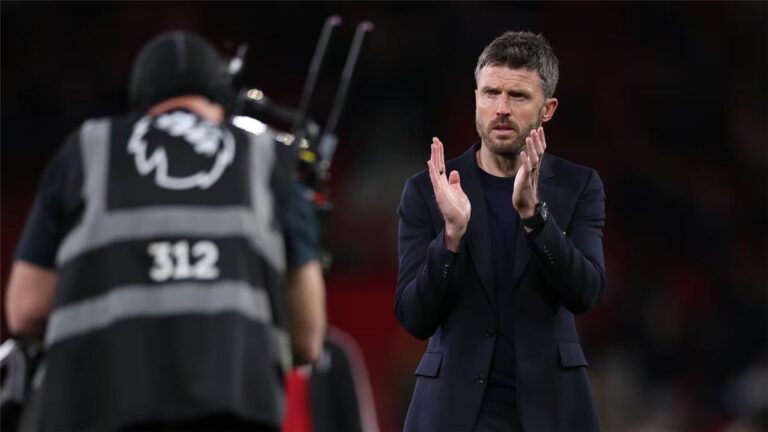 مدرب مانشستر يونايتد: مواجهة ليفربول لن تتأثر بوضعنا في جدول الدوري الإنجليزي مدرب مانشستر يونايتد: مواجهة ليفربول لن تتأثر بوضعنا في جدول الدوري الإنجليزي