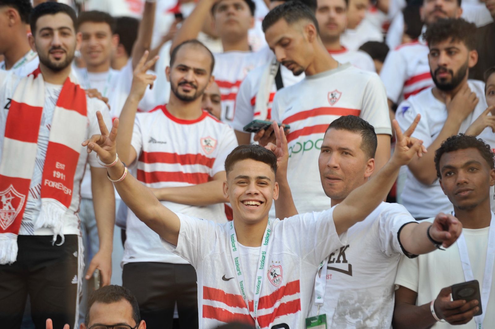 بالصور.. الأهلي يتمسك بحلم الدوري بثلاثية نظيفة في القمة أمام الزمالك