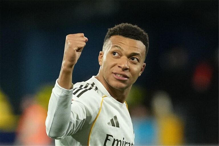 تصرفات كيليان مبابي تشعل غضب واستياء جمهور ريال مدريد تصرفات كيليان مبابي تشعل غضب واستياء جمهور ريال مدريد