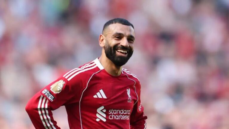 تقارير: محمد صلاح يلتزم الغموض حول وجهته المقبلة بعد ليفربول تقارير: محمد صلاح يلتزم الغموض حول وجهته المقبلة بعد ليفربول
