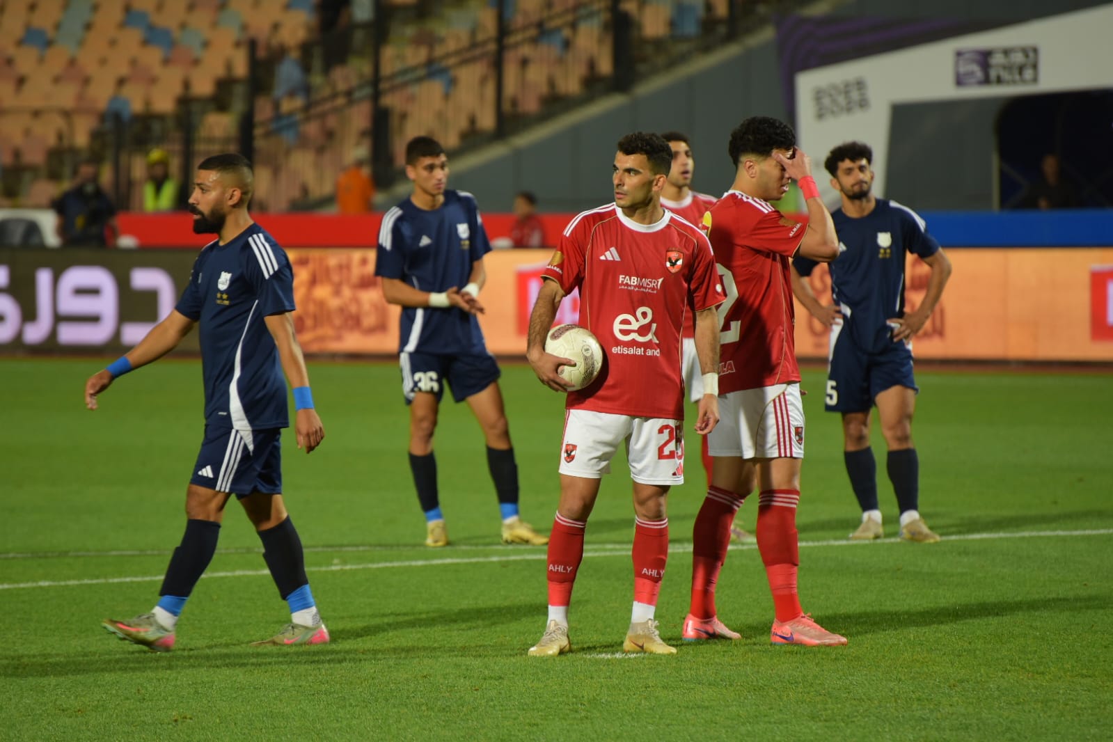 بالصور.. الأهلي يفوز على إنبي بثلاثية في الدوري