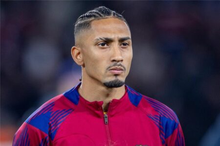 موقف برشلونة من اهتمام الدوري السعودي بضم رافينها