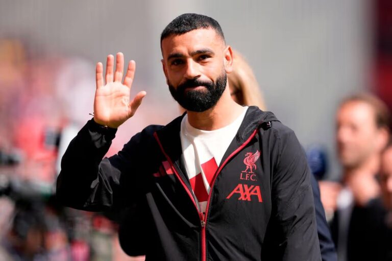 ذا صن: محمد صلاح يتخذ قرارًا حاسمًا بشأن مستقبله