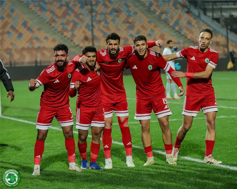 فيديو | فريق يبتعد وآخر يقترب.. مودرن سبورت يهزم فاركو بهدف في الدوري المصري فيديو | فريق يبتعد وآخر يقترب.. مودرن سبورت يهزم فاركو بهدف في الدوري المصري