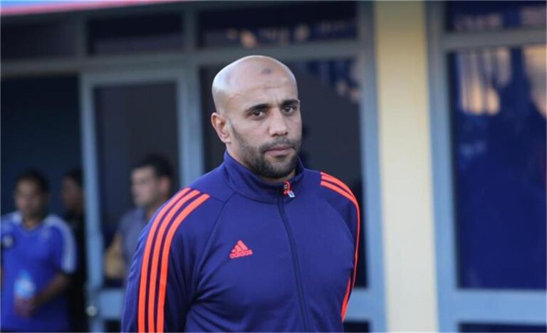 علاء عبد الغني: علي ماهر سيقاتل للفوز على الزمالك من أجل الأهلي علاء عبد الغني: علي ماهر سيقاتل للفوز على الزمالك من أجل الأهلي