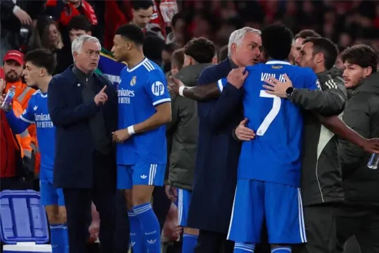 فالدانو: عودة مورينيو لن تكفي لإصلاح الوضع في ريال مدريد فالدانو: عودة مورينيو لن تكفي لإصلاح الوضع في ريال مدريد