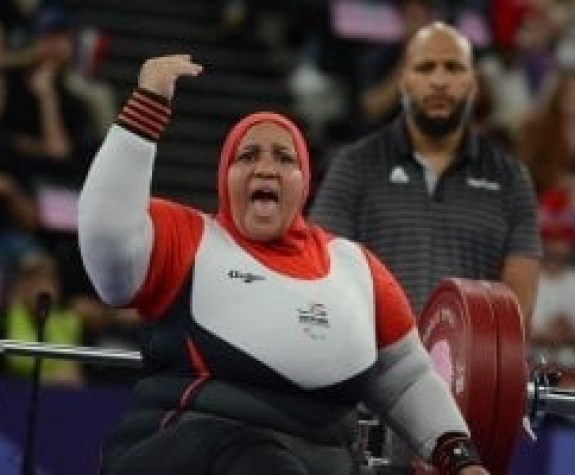 عرش البطولات.. بنات مصر يتألقن في الإسكواش ورفع الأثقال