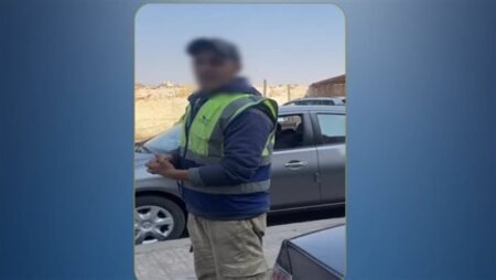 وزارة الداخلية تكشف ملابسات فيديو منادي سيارات بالنزهة الجديدة