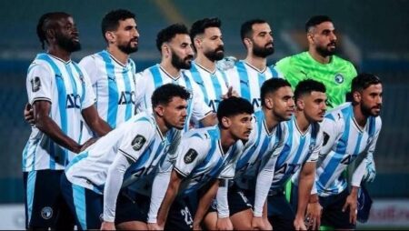 انطلاق مباراة بيراميدز وسموحة بالدوري