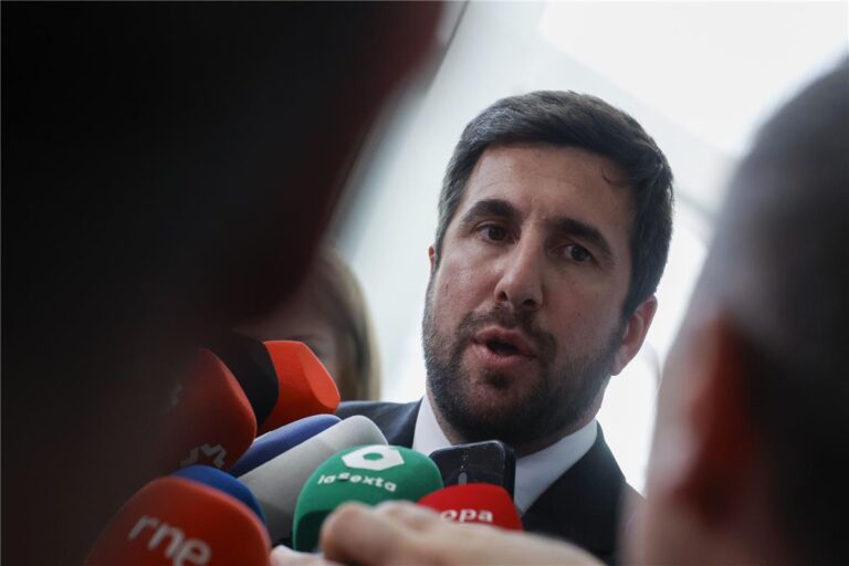إنريكي ريكيلمي يعلن ترشحه لرئاسة ريال مدريد