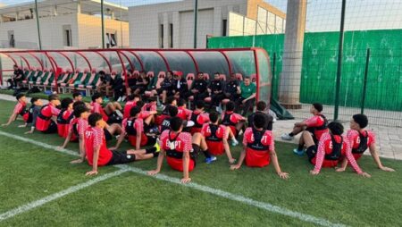 منتخب الناشئين يختتم استعداداته لمواجهة كوت ديفوار في كأس أمم أفريقيا منتخب الناشئين يختتم استعداداته لمواجهة كوت ديفوار في كأس أمم أفريقيا