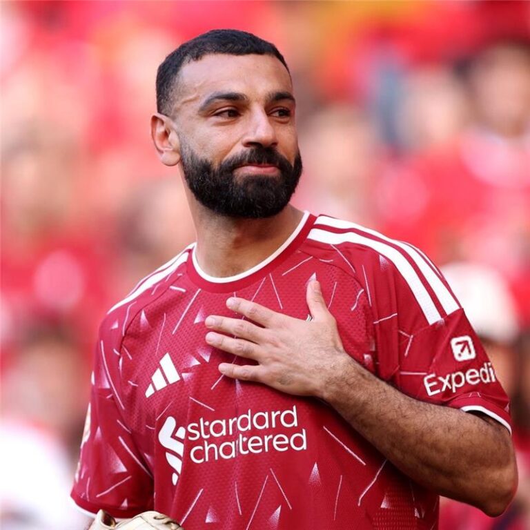 سلوت يوضح رأيه في استقبال جماهير ليفربول لـ محمد صلاح أمام برينتفورد سلوت يوضح رأيه في استقبال جماهير ليفربول لـ محمد صلاح أمام برينتفورد