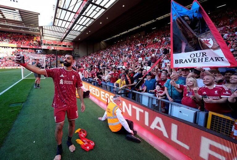 محمد صلاح يعلن موعد حسم مستقبله بعد رحيله عن ليفربول.. ويوجه نصيحة للمصريين محمد صلاح يعلن موعد حسم مستقبله بعد رحيله عن ليفربول.. ويوجه نصيحة للمصريين